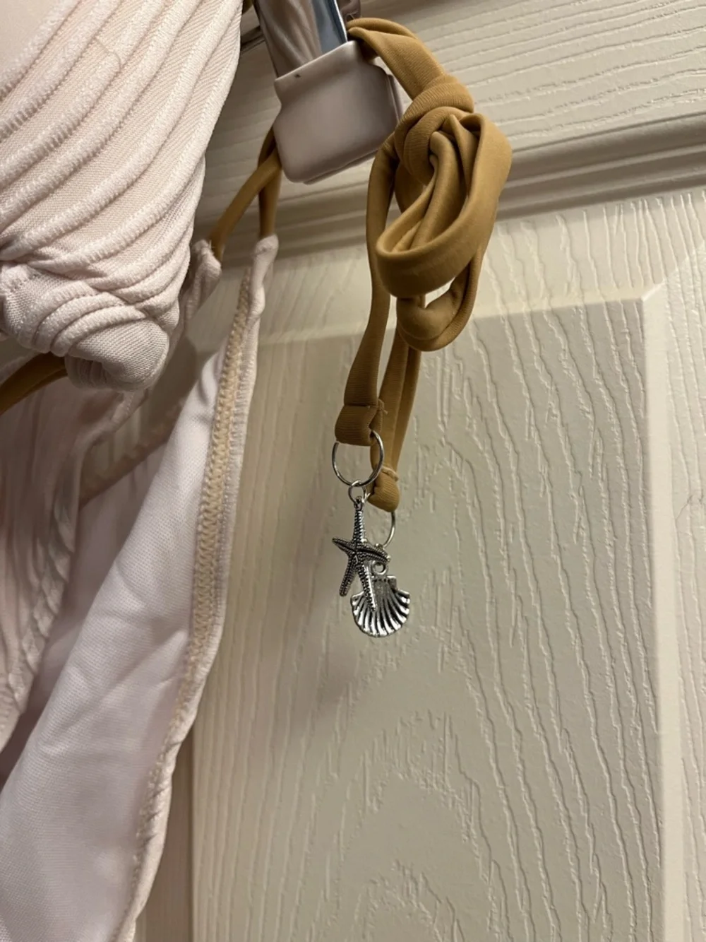 Off White Ribbed Lace-Up Bikini with Tan and Silver Accents 3 Piece Small New - Picture 2 of 10